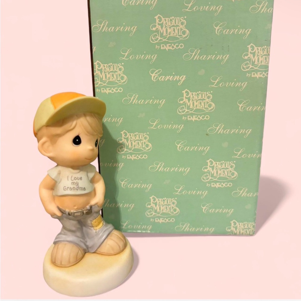 2000 Precious Moments baseball cap “I love my Grandma” figurine Mothers Day